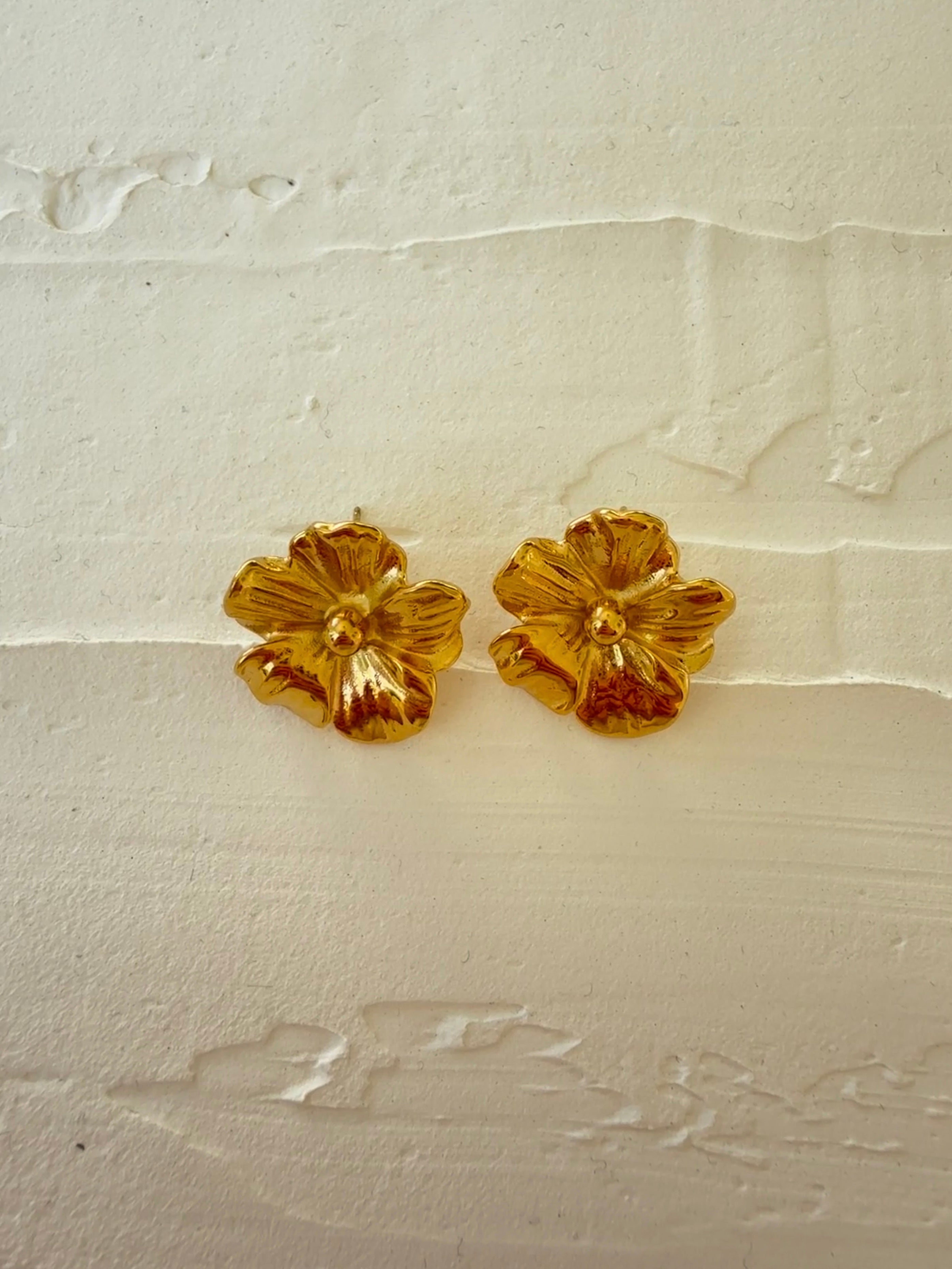 Dhalia Earrings
